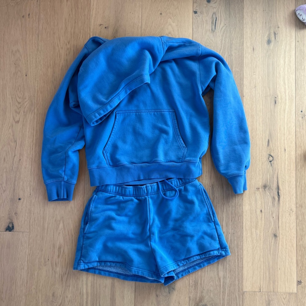 aritzia tna sweat set